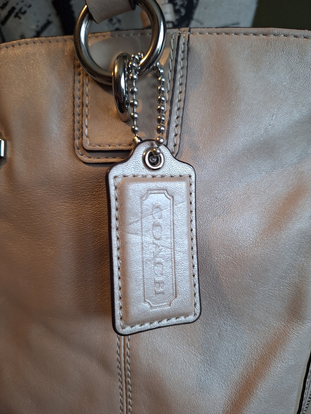 Coach Leather Tote Bag in Light Beige - Picture 4 of 12